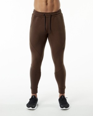 Pantalones Jogger Alphalete ELMTS Cuffed Jogger Hombre Marrones | PYSDVI-419