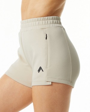 Short Alphalete ELMTS Atléticos Corta 3.5" Mujer Vanilla | NRBSCX-419