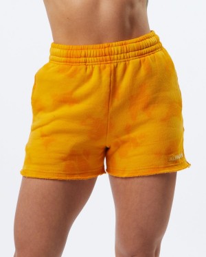 Short Alphalete HCTS Corta 3.5" Mujer Golden Sun | HIZDRM-632