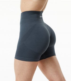 Short Alphalete Ozone Corta 5.5" Mujer Carbon | TNHSXU-238