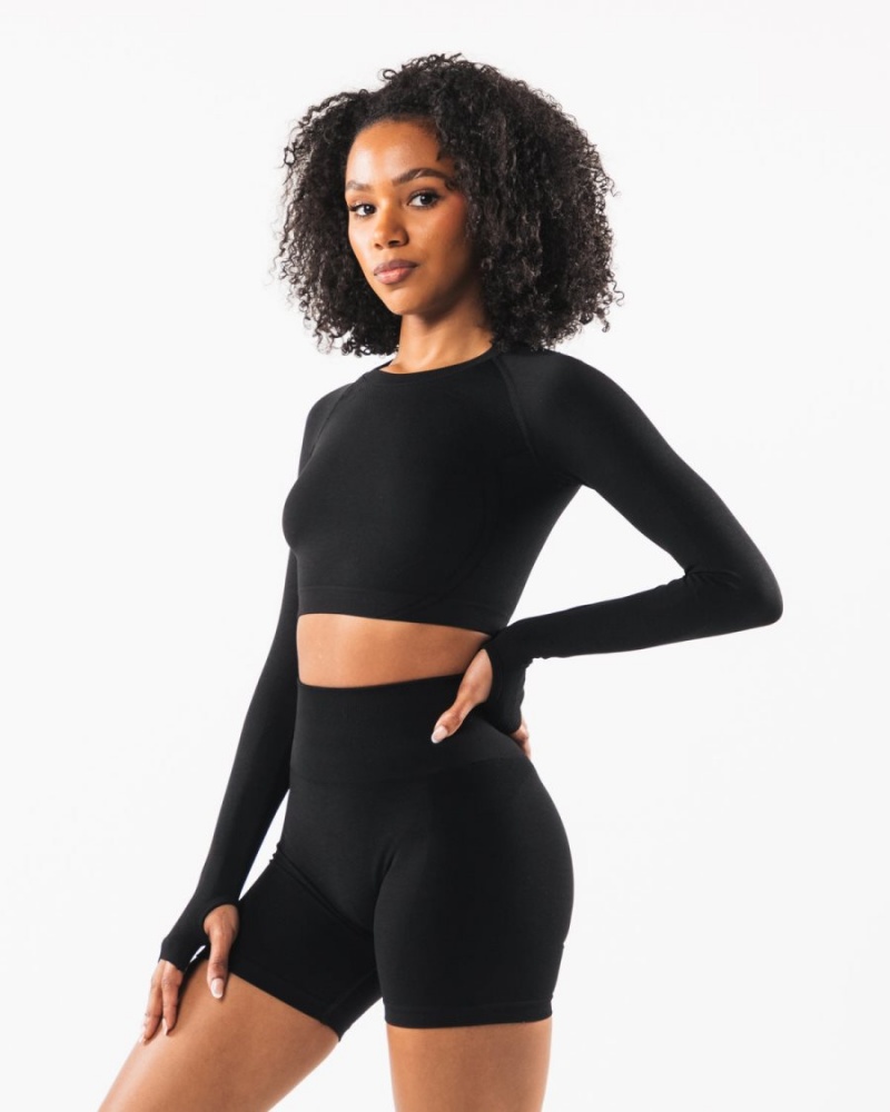 Manga Larga Alphalete Stratus LS Crop Mujer Negras | QPALCB-038